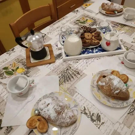 Dimora Ruggiero Gasthuis Napels