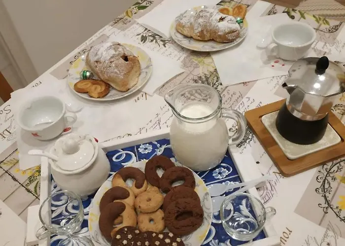 Konukevi Dimora Ruggiero Napoli