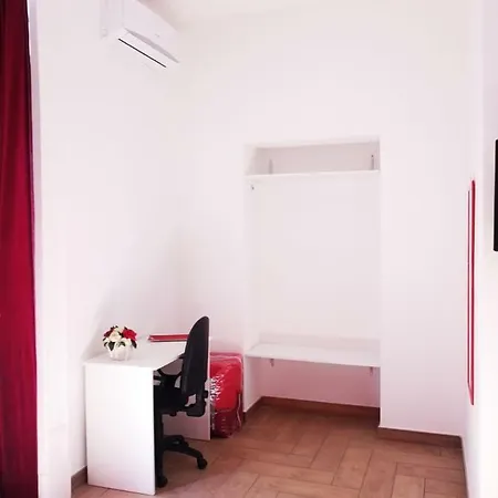 Guest house Dimora Ruggiero 4*